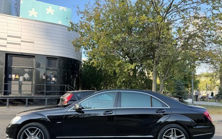 Mercedes-Benz S-Класс, 2012 год, 1 700 000 рублей, 23 фотография