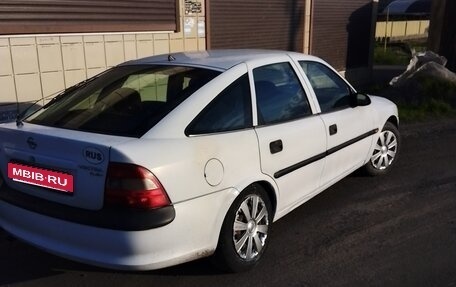 Opel Vectra B рестайлинг, 1998 год, 130 000 рублей, 3 фотография