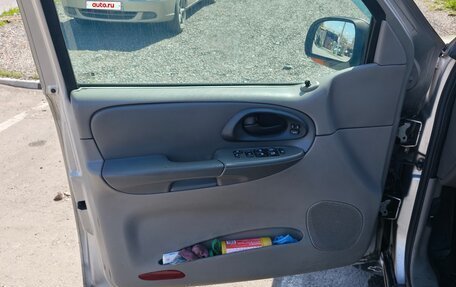 Chevrolet TrailBlazer II, 2003 год, 740 000 рублей, 2 фотография