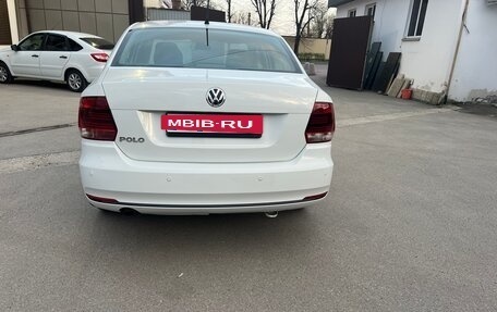 Volkswagen Polo VI (EU Market), 2016 год, 1 050 000 рублей, 4 фотография