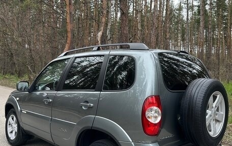 Chevrolet Niva I рестайлинг, 2016 год, 649 000 рублей, 4 фотография