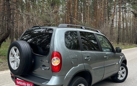 Chevrolet Niva I рестайлинг, 2016 год, 649 000 рублей, 5 фотография