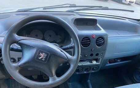 Peugeot Partner II рестайлинг 2, 2003 год, 250 000 рублей, 8 фотография