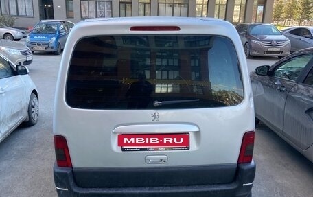 Peugeot Partner II рестайлинг 2, 2003 год, 250 000 рублей, 2 фотография
