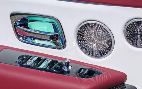 Rolls-Royce Cullinan, 2026 год, 72 000 000 рублей, 8 фотография