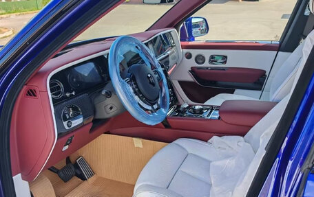 Rolls-Royce Cullinan, 2026 год, 72 000 000 рублей, 11 фотография