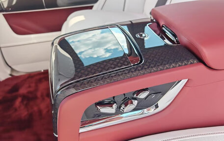 Rolls-Royce Cullinan, 2026 год, 72 000 000 рублей, 22 фотография