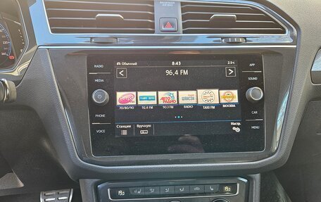 Volkswagen Tiguan II, 2019 год, 2 500 000 рублей, 12 фотография