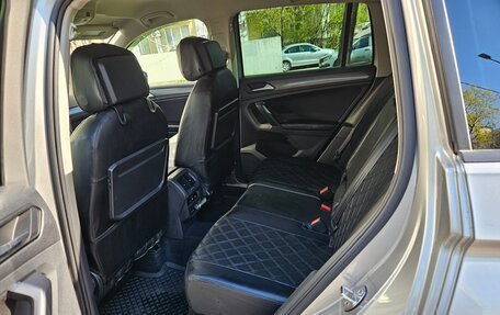 Volkswagen Tiguan II, 2019 год, 2 500 000 рублей, 10 фотография