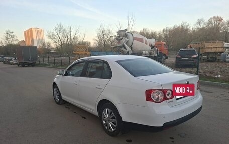Volkswagen Jetta VI, 2010 год, 580 000 рублей, 5 фотография