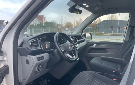 Volkswagen Caravelle T6 рестайлинг, 2023 год, 4 990 000 рублей, 6 фотография