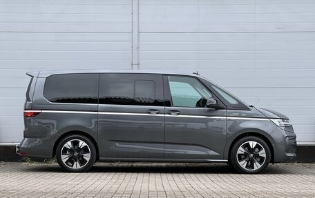 Volkswagen Multivan, 2025 год, 12 500 000 рублей, 10 фотография