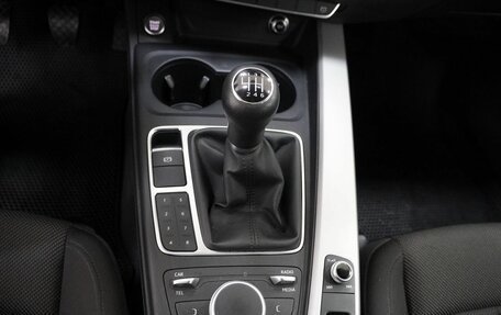 Audi A4, 2019 год, 3 100 000 рублей, 14 фотография