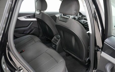 Audi A4, 2019 год, 3 100 000 рублей, 7 фотография