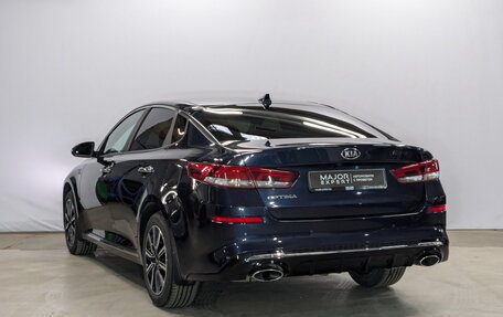 KIA Optima IV, 2018 год, 2 355 000 рублей, 7 фотография