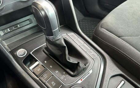 Volkswagen Tiguan II, 2017 год, 2 290 000 рублей, 13 фотография