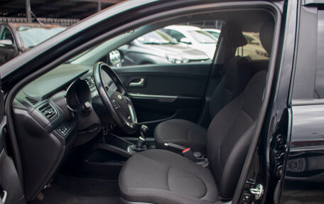 KIA Rio III рестайлинг, 2016 год, 989 000 рублей, 10 фотография