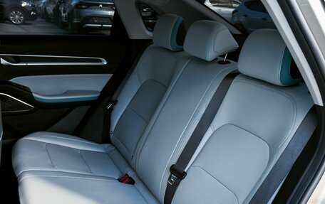 Geely Emgrand, 2023 год, 1 590 000 рублей, 18 фотография