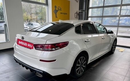 KIA Optima IV, 2018 год, 2 200 000 рублей, 5 фотография