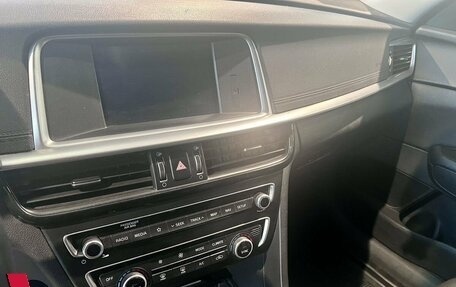 KIA Optima IV, 2018 год, 2 200 000 рублей, 10 фотография