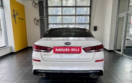 KIA Optima IV, 2018 год, 2 200 000 рублей, 4 фотография