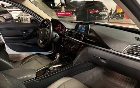 BMW 3 серия, 2018 год, 2 100 000 рублей, 7 фотография