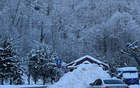 BMW 3 серия, 2018 год, 2 100 000 рублей, 13 фотография