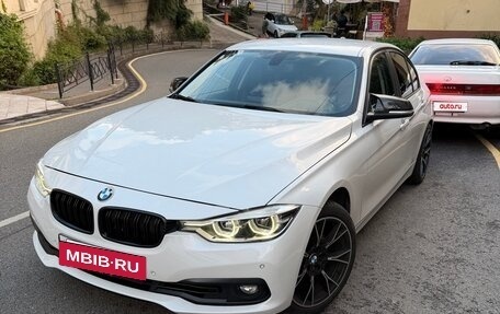 BMW 3 серия, 2018 год, 2 100 000 рублей, 11 фотография