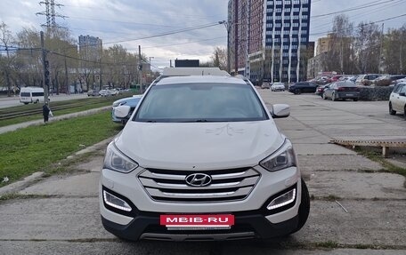 Hyundai Santa Fe III рестайлинг, 2013 год, 1 500 000 рублей, 2 фотография