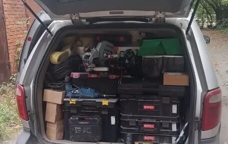 Dodge Caravan IV, 2001 год, 350 000 рублей, 2 фотография