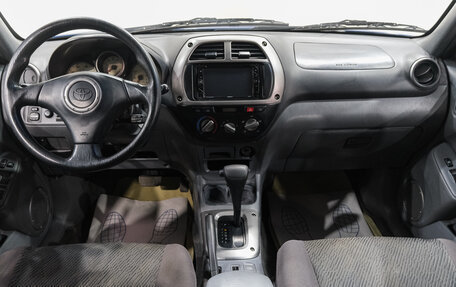 Toyota RAV4, 2003 год, 699 000 рублей, 14 фотография