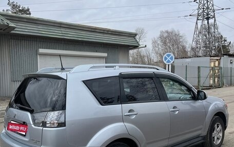 Mitsubishi Outlander III рестайлинг 3, 2011 год, 1 100 000 рублей, 5 фотография
