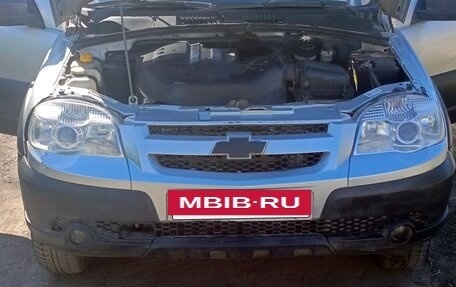 Chevrolet Niva I рестайлинг, 2012 год, 320 000 рублей, 25 фотография