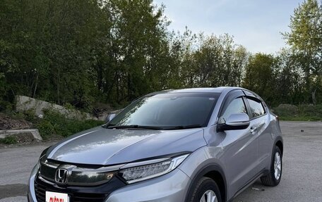 Honda Vezel, 2018 год, 1 850 000 рублей, 2 фотография