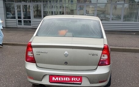 Renault Logan I, 2013 год, 249 000 рублей, 2 фотография