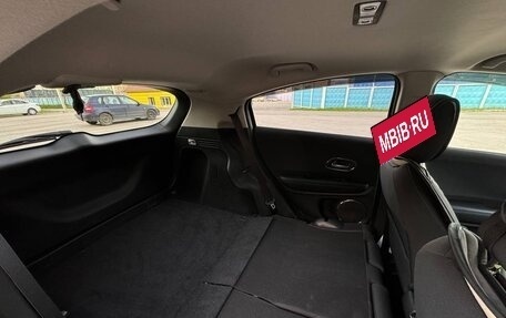 Honda Vezel, 2018 год, 1 850 000 рублей, 8 фотография