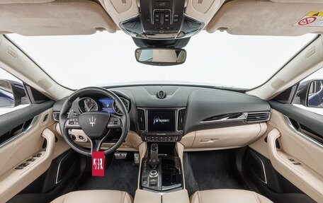 Maserati Levante I, 2019 год, 8 300 000 рублей, 8 фотография