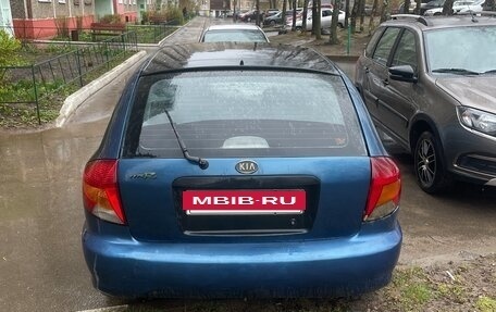 KIA Rio II, 2001 год, 130 000 рублей, 2 фотография