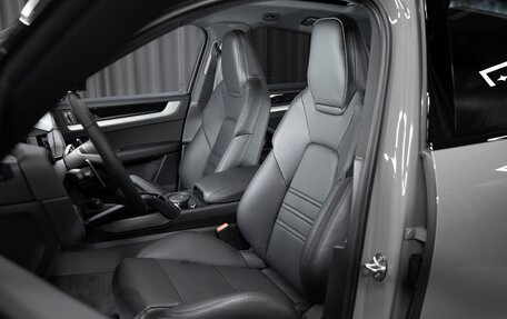 Porsche Cayenne III, 2025 год, 20 990 000 рублей, 16 фотография