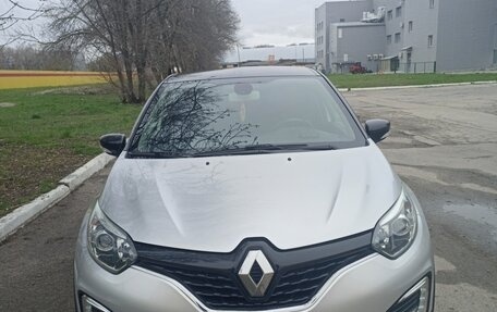 Renault Kaptur I рестайлинг, 2017 год, 1 500 000 рублей, 2 фотография