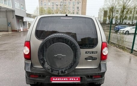 Chevrolet Niva I рестайлинг, 2012 год, 375 000 рублей, 6 фотография