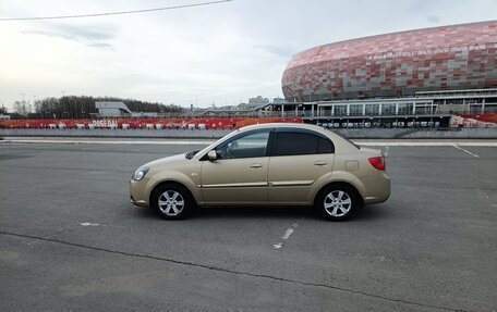KIA Rio II, 2010 год, 670 000 рублей, 2 фотография