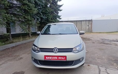 Volkswagen Polo VI (EU Market), 2011 год, 560 000 рублей, 1 фотография