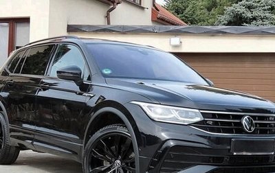 Volkswagen Tiguan II, 2023 год, 3 900 000 рублей, 1 фотография