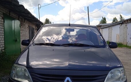 Renault Logan I, 2010 год, 380 000 рублей, 1 фотография