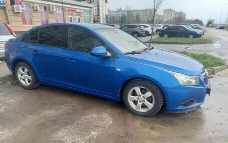Chevrolet Cruze II, 2011 год, 585 000 рублей, 2 фотография