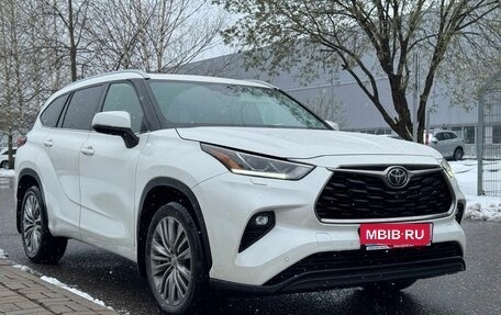 Toyota Highlander, 2020 год, 5 450 000 рублей, 3 фотография