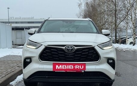 Toyota Highlander, 2020 год, 5 450 000 рублей, 2 фотография