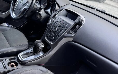 Opel Astra J, 2011 год, 700 000 рублей, 4 фотография