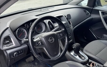 Opel Astra J, 2011 год, 700 000 рублей, 5 фотография